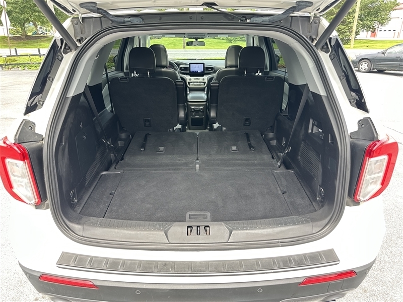 2021 Ford Explorer XLT photo 10
