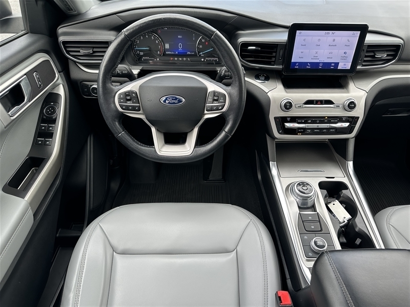 2021 Ford Explorer XLT photo 19