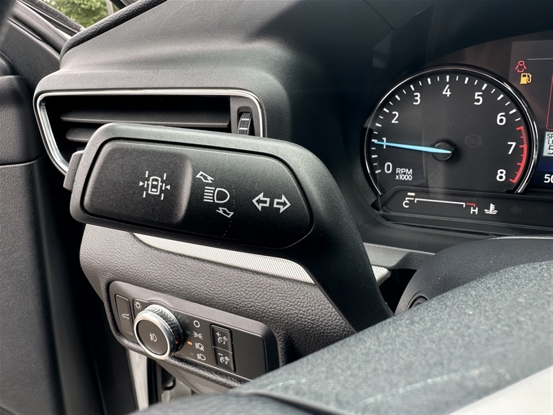 2021 Ford Explorer XLT photo 21