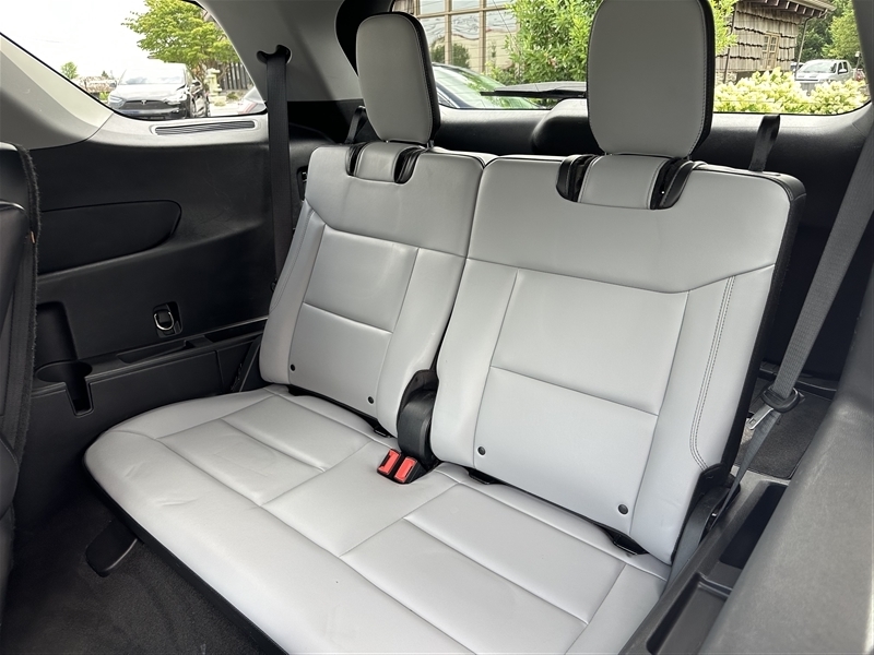 2021 Ford Explorer XLT photo 44