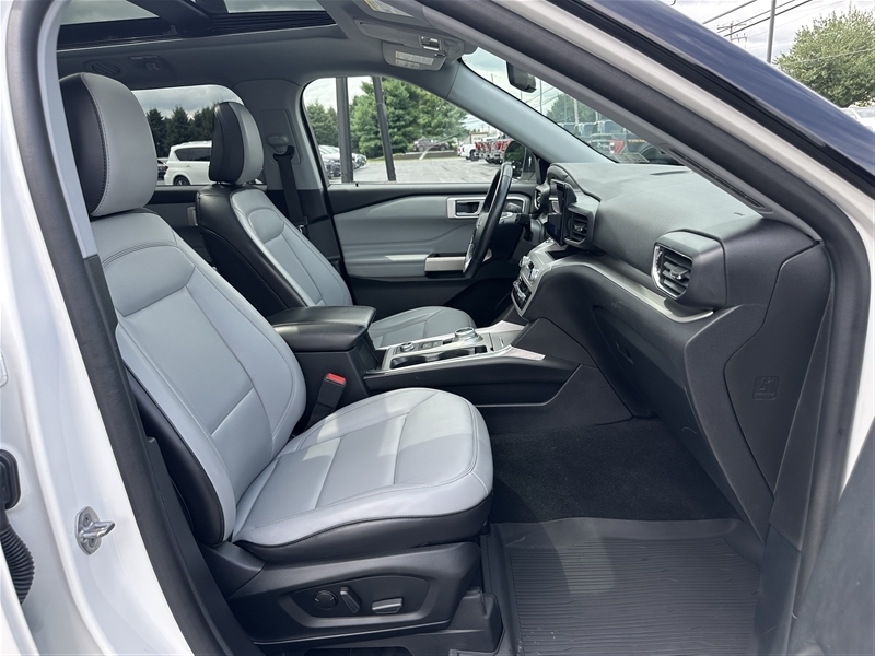 2021 Ford Explorer XLT photo 47