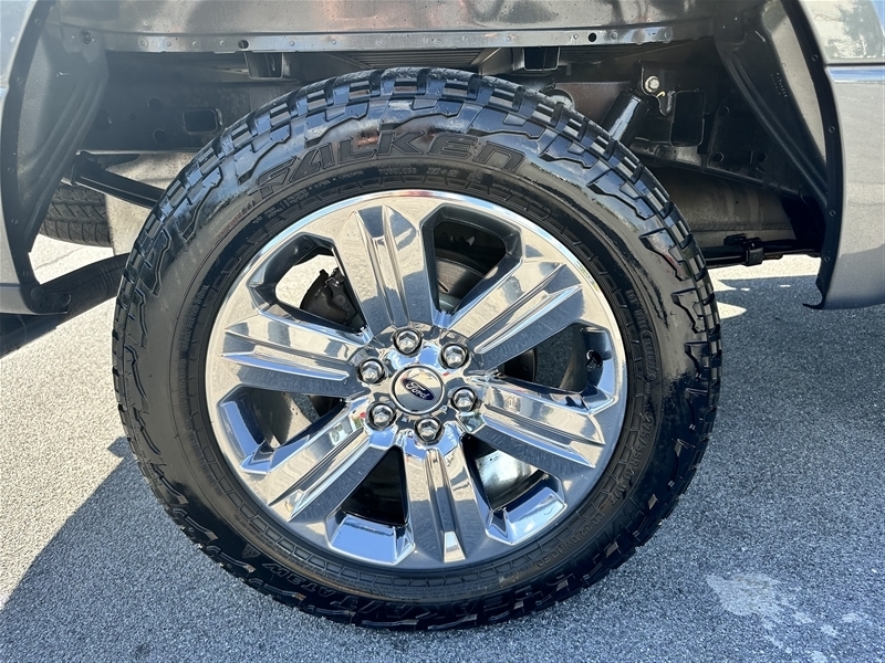 2019 Ford F-150 XLT photo 14
