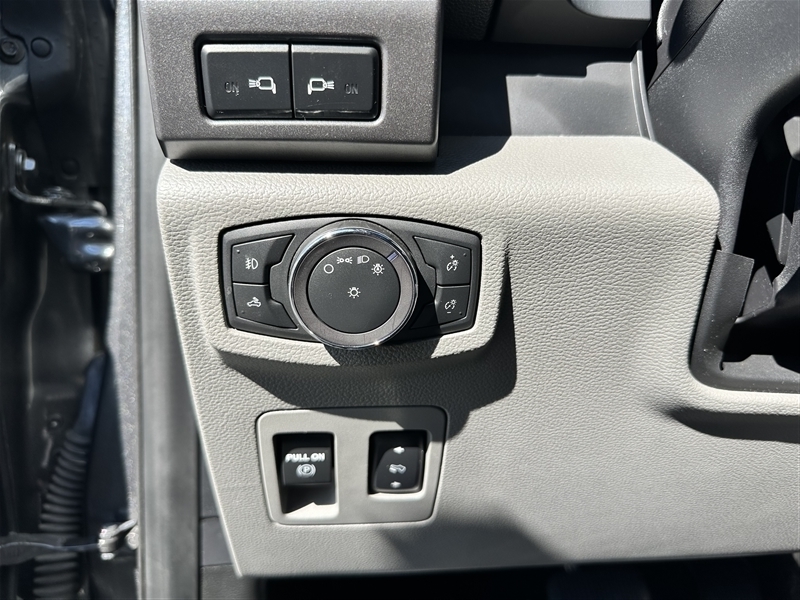 2019 Ford F-150 XLT photo 20