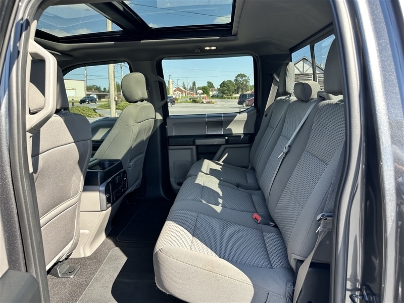 2019 Ford F-150 XLT photo 21