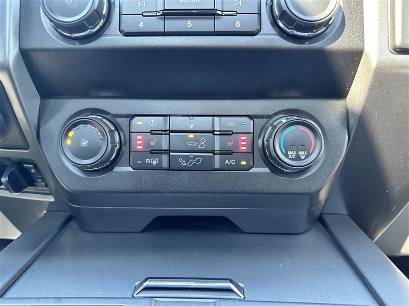 2019 Ford F-150 XLT photo 38