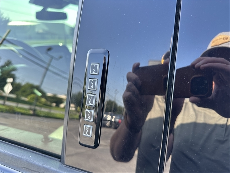 2022 Ford F-150 Tremor photo 9
