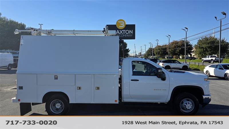 2024 Chevrolet Silverado 3500 Chassis Cab