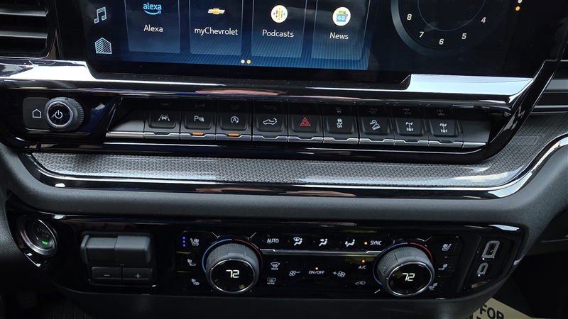 2024 Chevrolet Silverado 1500 ZR2 - Photo 34