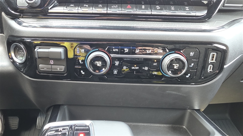 2024 Chevrolet Silverado 1500 ZR2 - Photo 35